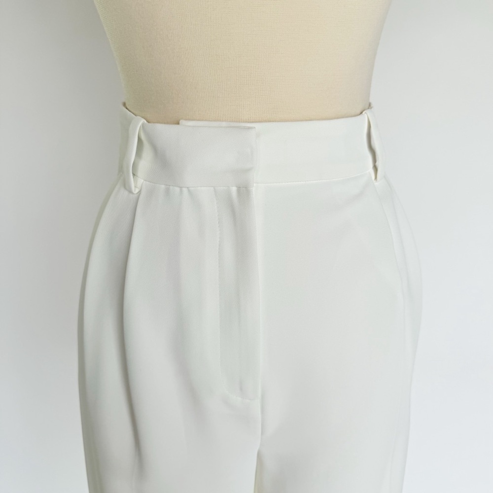 Cream Bermuda Shorts - Picture 9 of 16